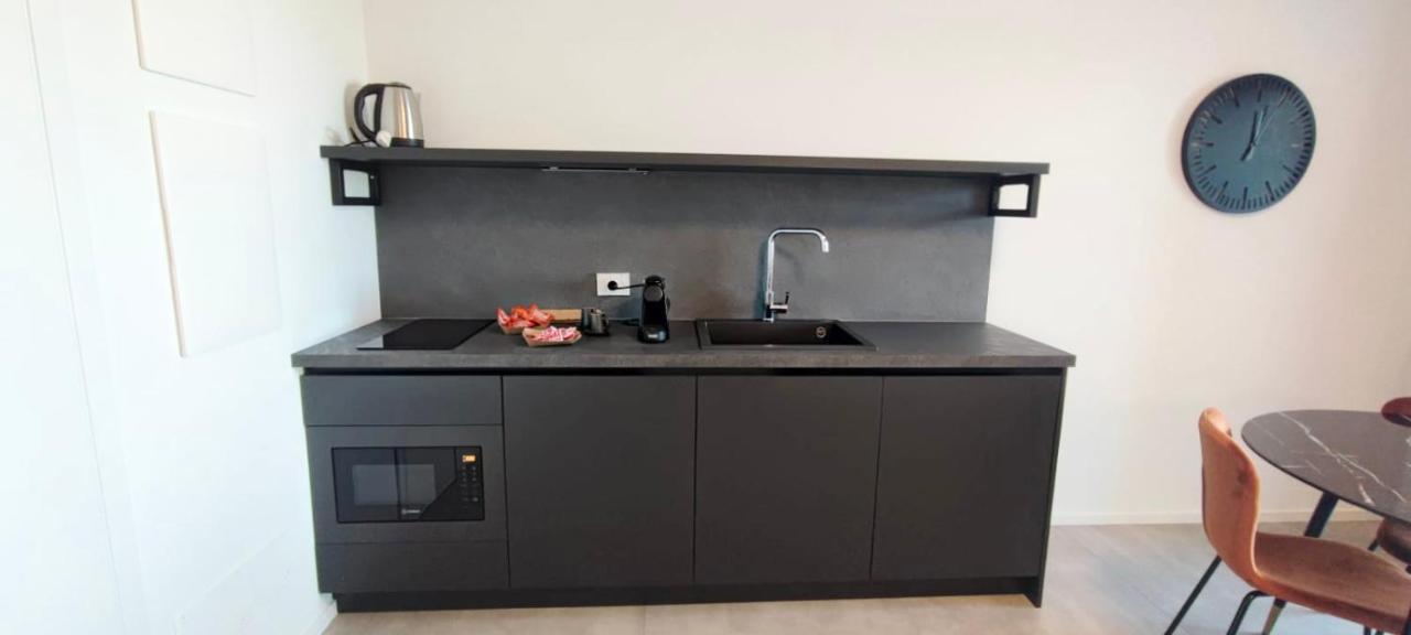 Marisabella Suite Spa 5 Bari Bagian luar foto
